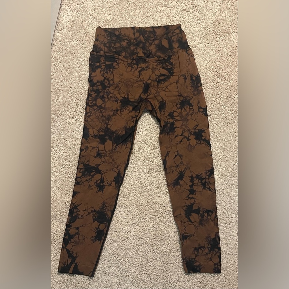 Brown Tie-Dye Leggings